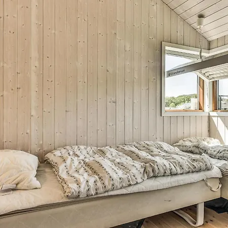 Сasa de vacaciones 4 Bedroom Amazing In Rudkobing Spodsbjerg
